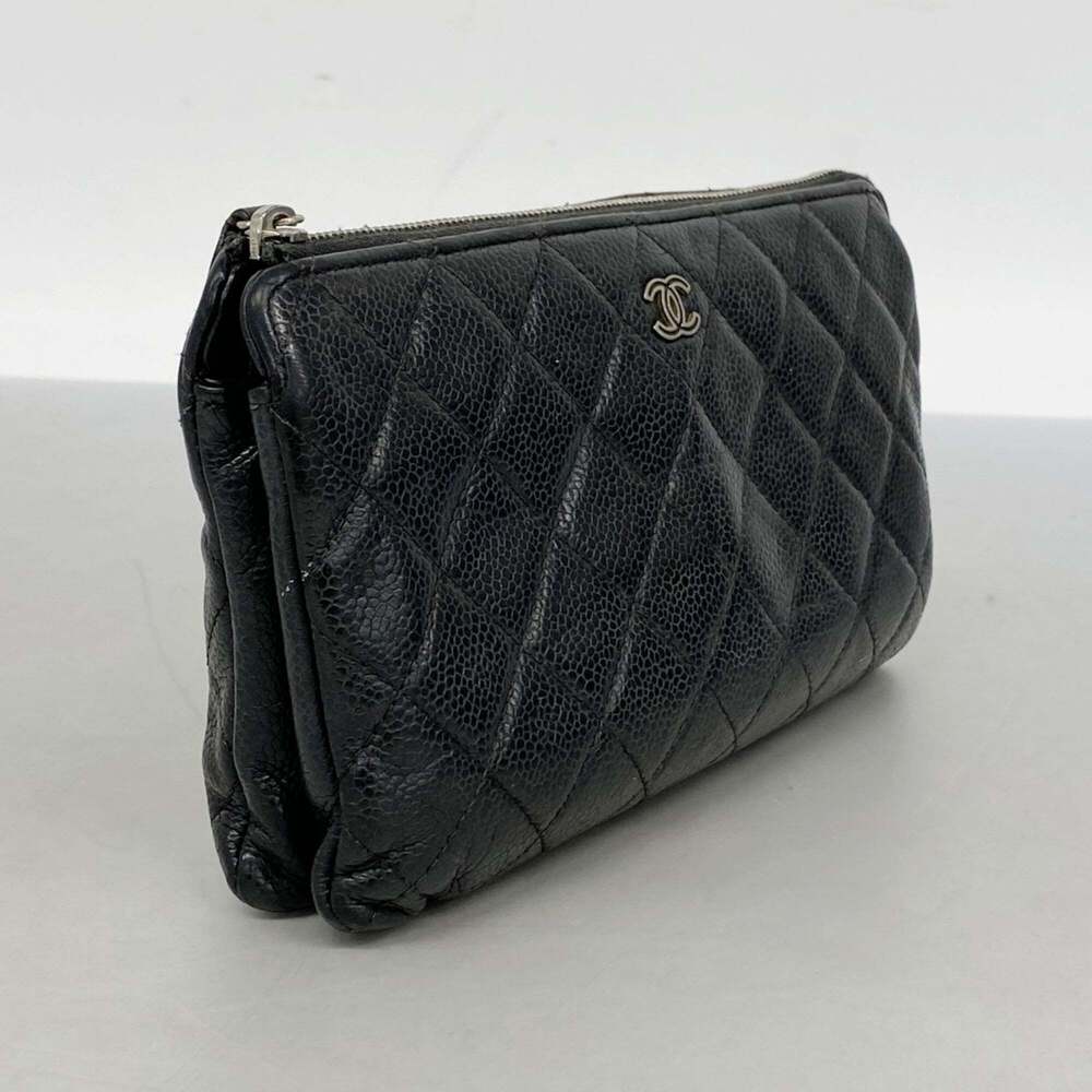 CHANEL Black Caviar Leather Clutch Bag - Picture 2 of 10